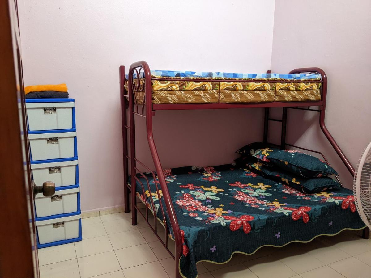 Aryani Homestay Kampong Kelemak الغرفة الصورة